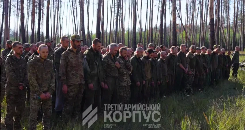 Російські військові, які здалися у полон під час операції "Вівальді"