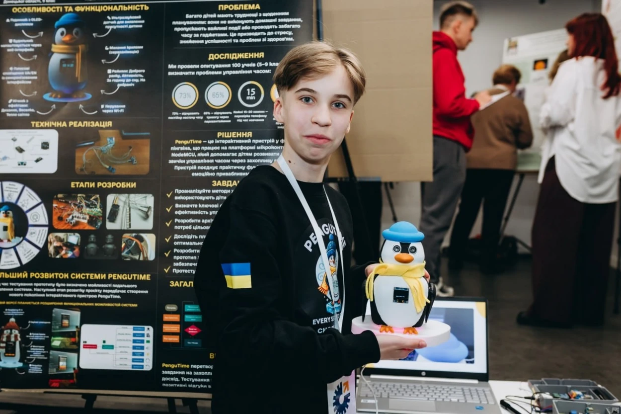 Нікіта Литвин зі своїм проєктом «Penguin Time»