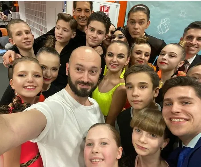 Олексій Овчинніков з учнями