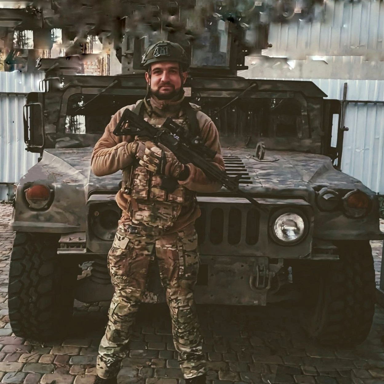 Нині Святослав знову в строю — бореться за волю і свободу українців пліч-о-пліч зі своїми побратимами з "Азова"
