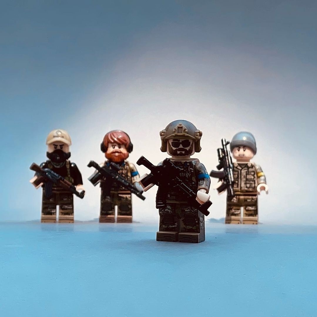 Валерій і друзі - фігурки LEGO