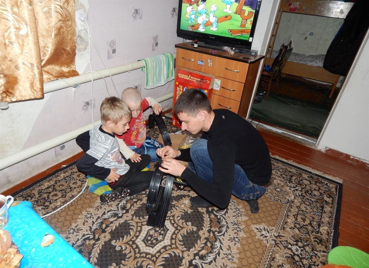 "Мирний" з племінниками