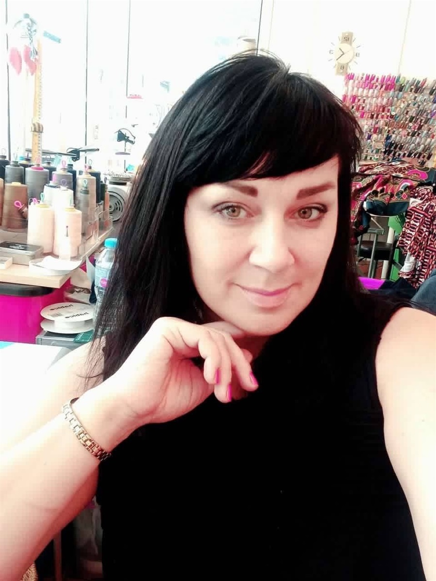 У Британію Юлія виїхала до родичів з двома дітьми і 90-річним дідусем