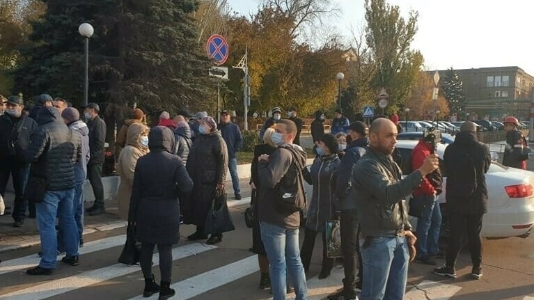 Работники комбината на протесте