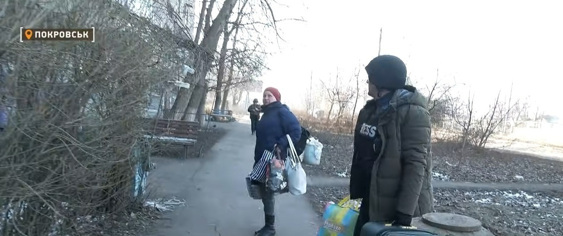 Тут минуло 40 років життя, нині у цієї родини у Покровську не залишилось нічого, окрім спогадів, - ні роботи, ні житла