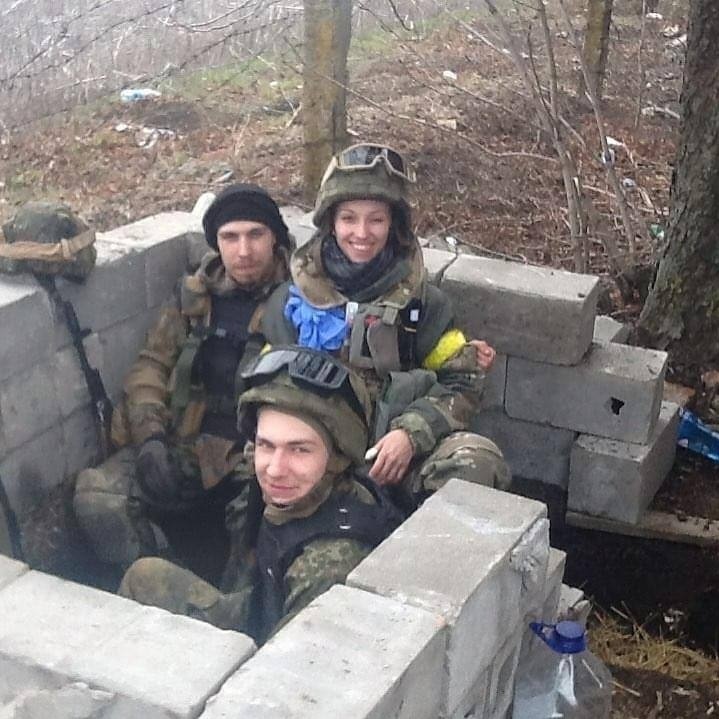 Олексій Кісілішин (на передньому плані) з бойовими товаришами