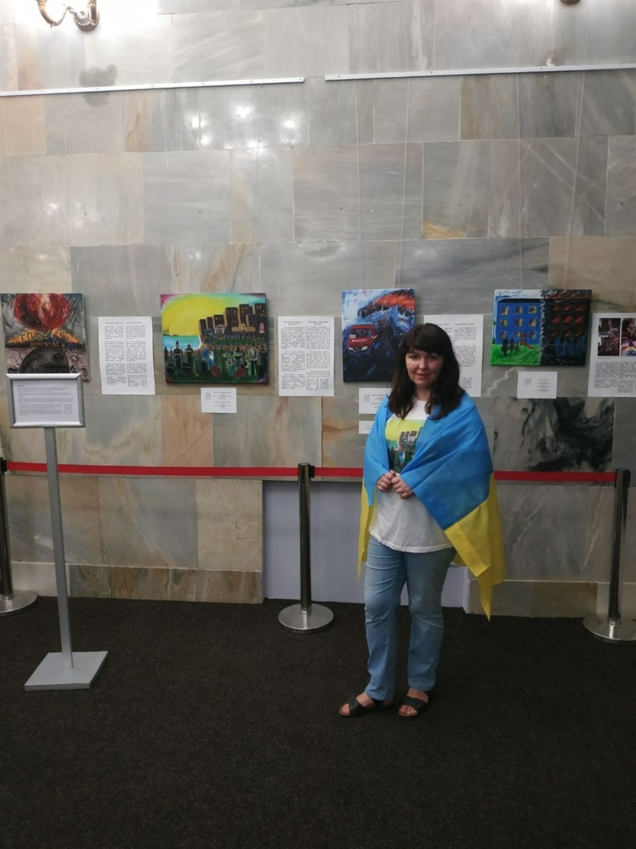 Виставка робіт художниці з Маріуполя Юлії Магди