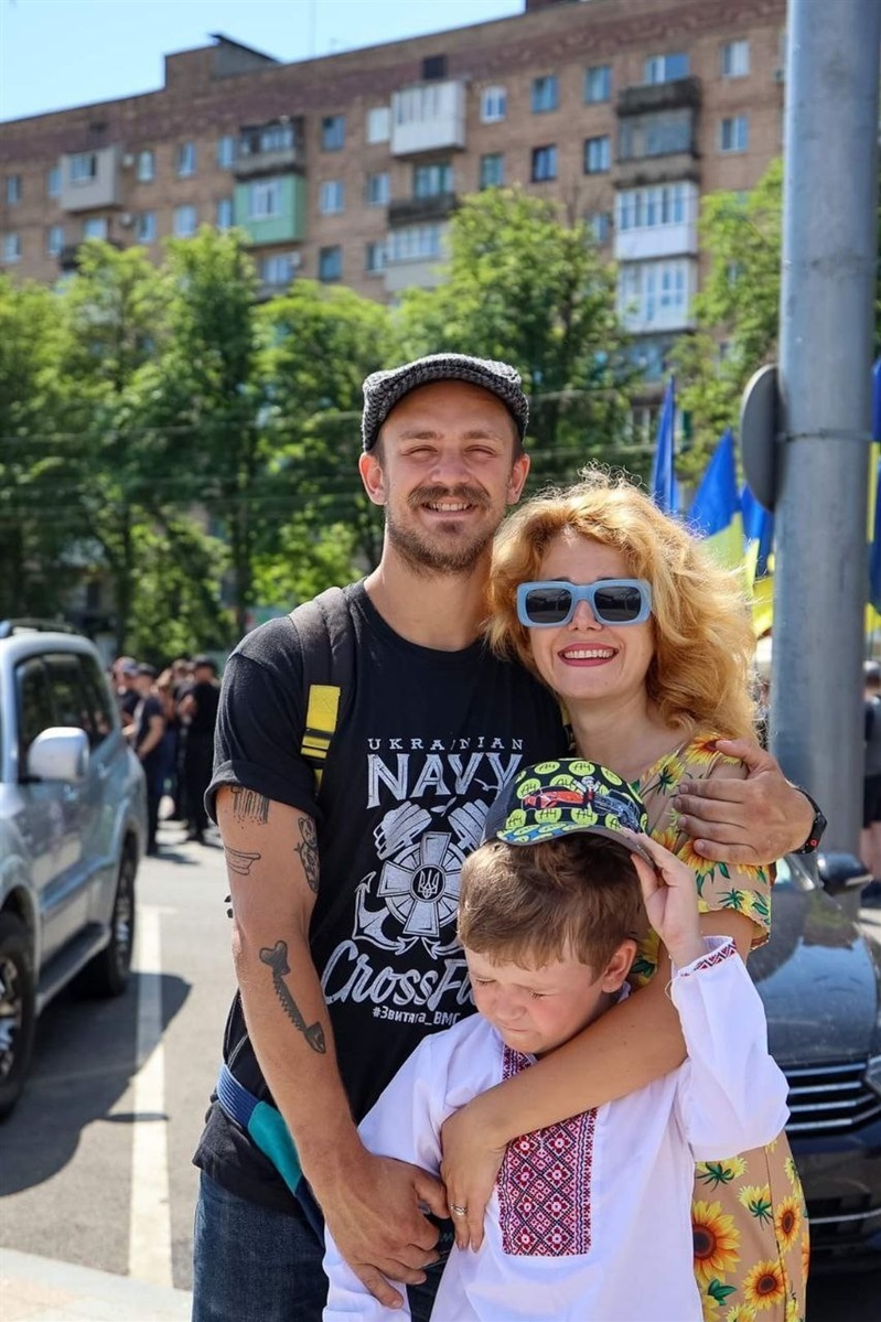 Алевтина з родиною
