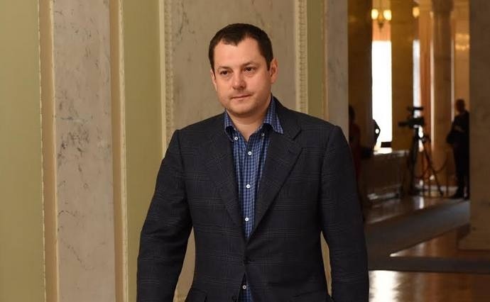 Максим Ефимов