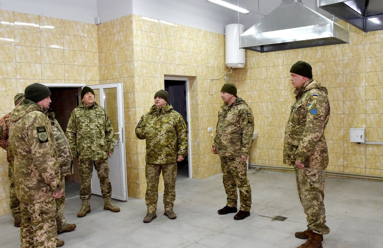 Инспекция Минобороны на территории будущего административно-жилого городка мотопехотной бригады в Мариуполе
