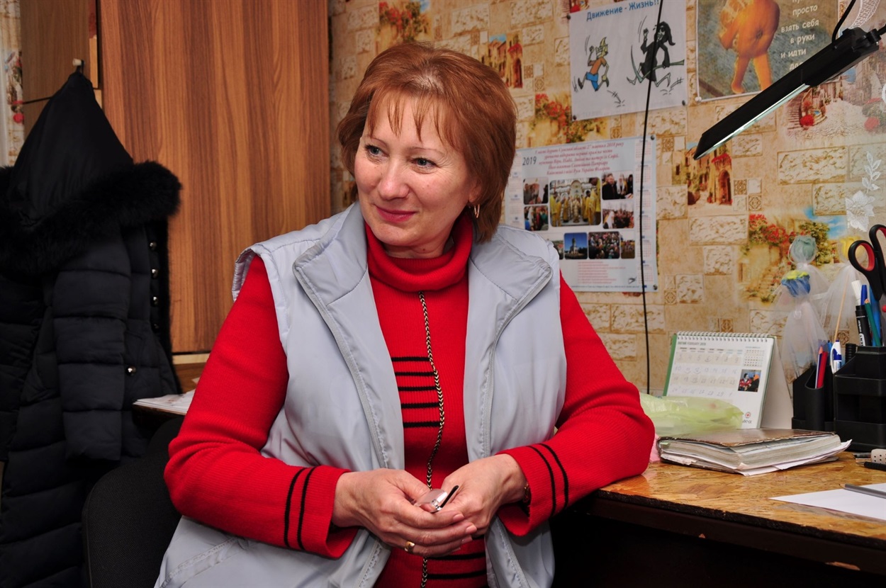До війни Людмила Пахомова працювала вчителькою початкових класів у школі №15. Тепер це – найнебезпечніша ділянка Жованки