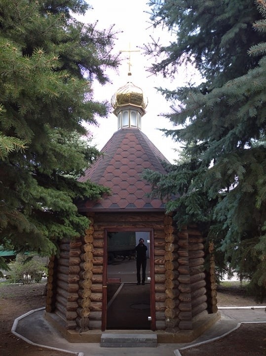 Та сама капличка, яку перевезли зі Старобільська до Лисичанська