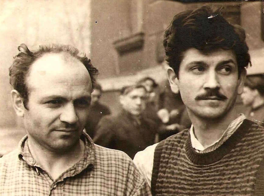 Валентин Константинов и Лель Кузьминков во время учебы в Харьковском художественном училище. 1947-1951 гг.