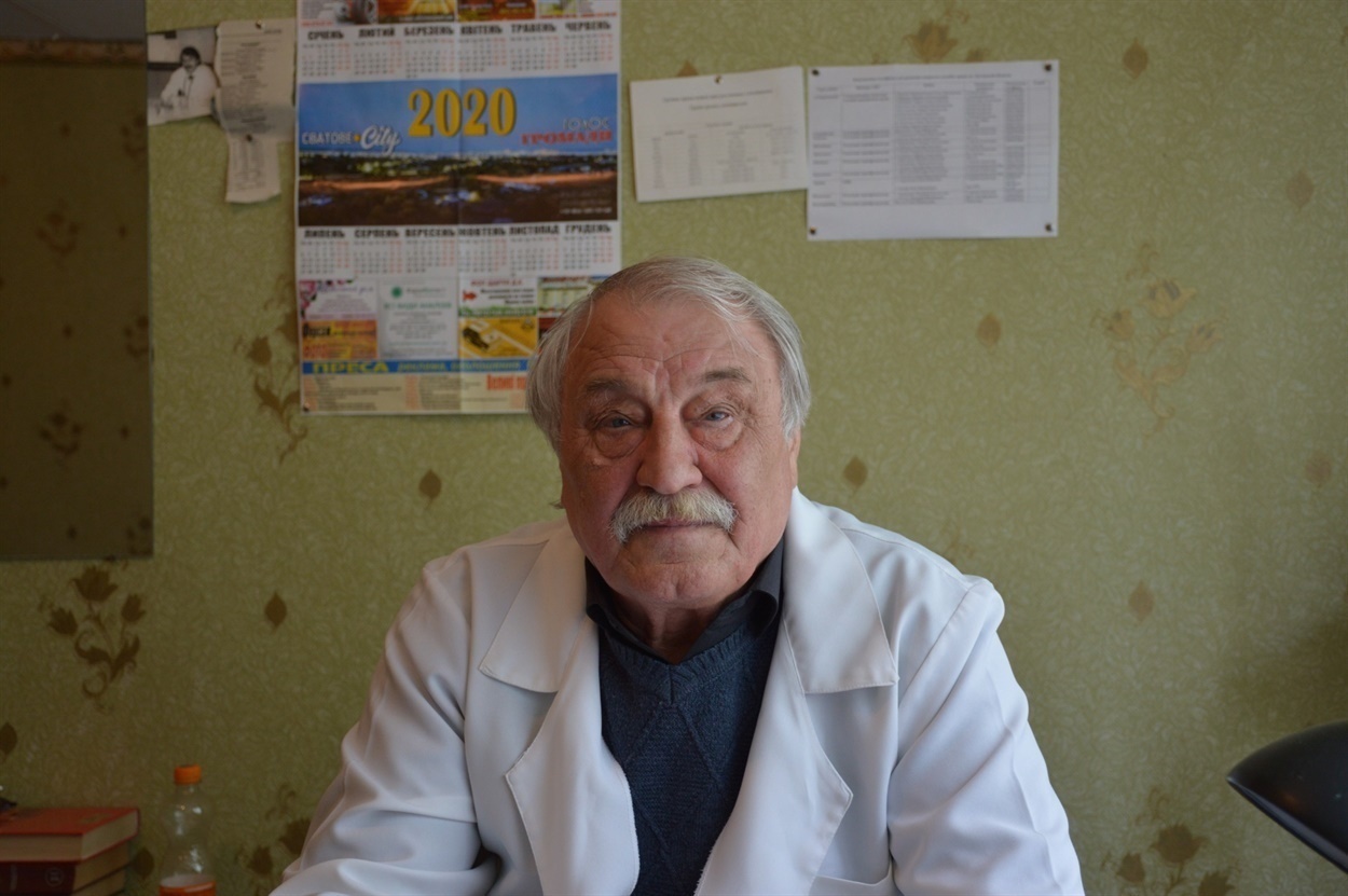 Завідувач відділенням трансфузіології Сватівської багатопрофільної лікарні Віктор Нєхаєв
