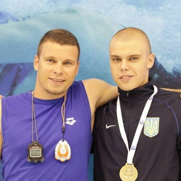 Олександр Золотов (зліва) зі своїм вихованцем