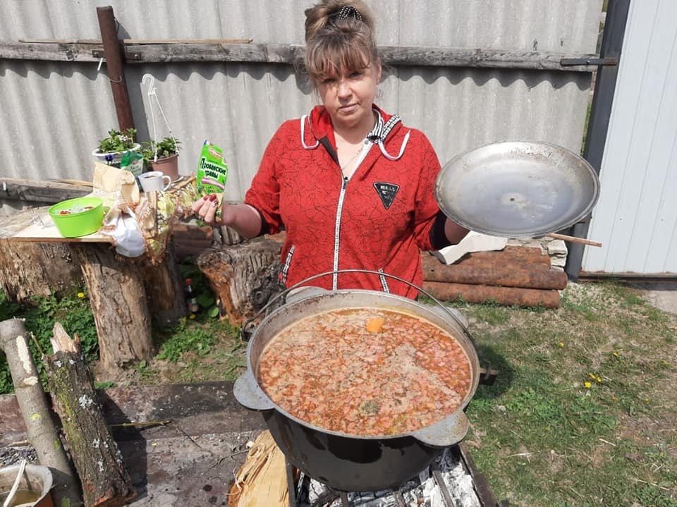 Ірина Калініна на своєму подвір'ї