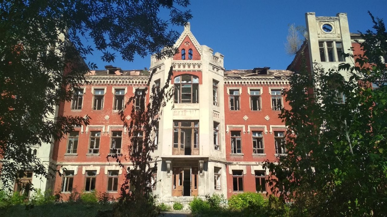 Бельгийская больница в Лисичанске