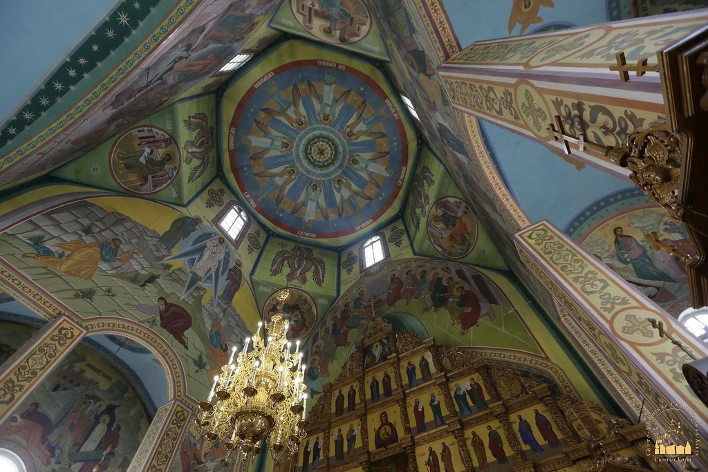 Таким був іконопис куполу в храмі, який згорів