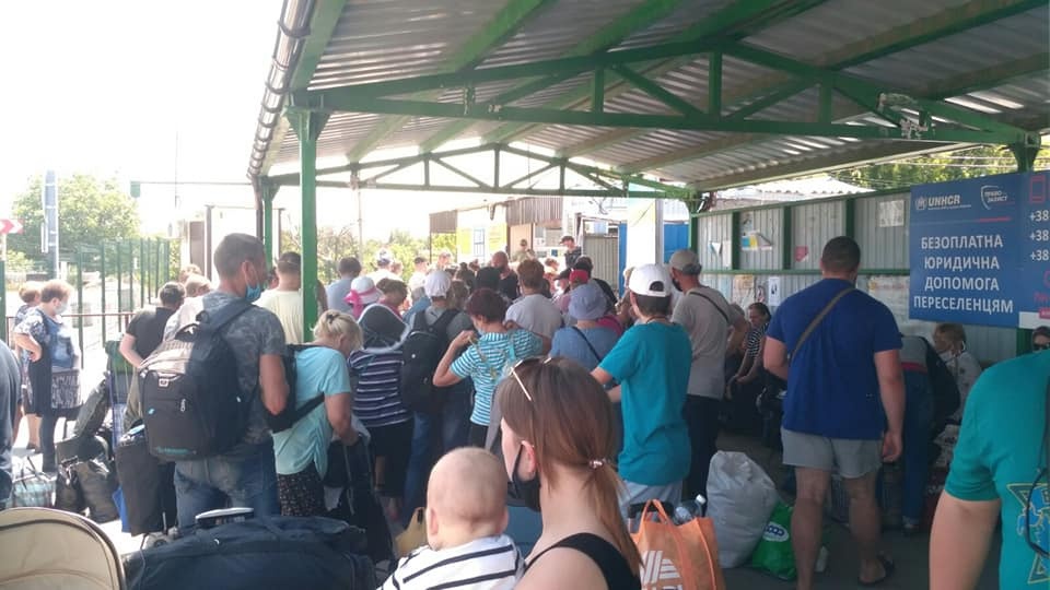 Прохождение КПВВ на "Станице Луганской" по спискам 13-14 июня