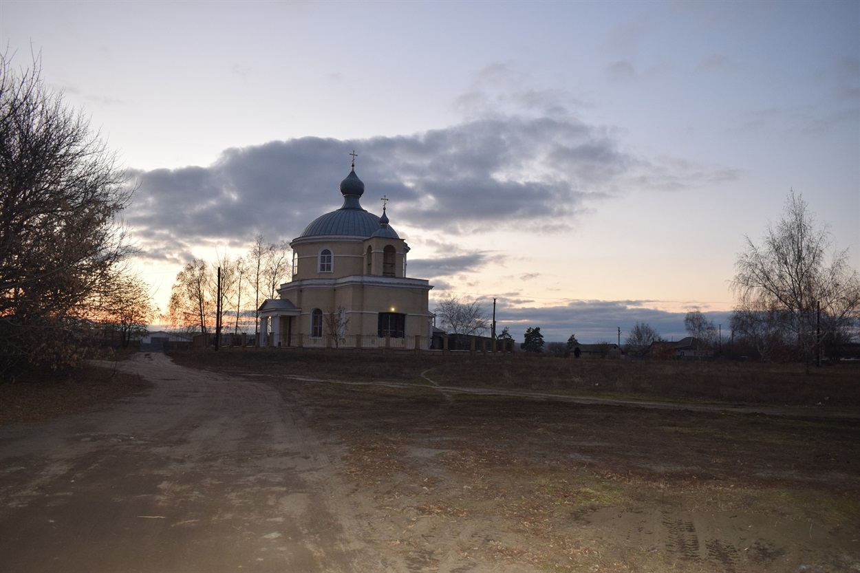 Свято-Хресто-Воздвиженський храм у Байдівці