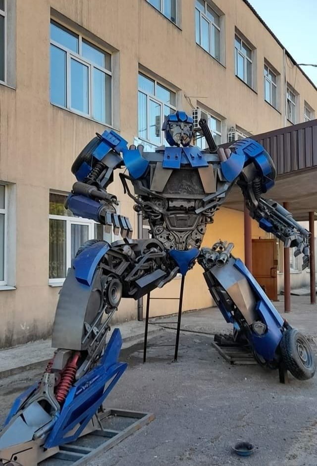 Робот в Дебальцево