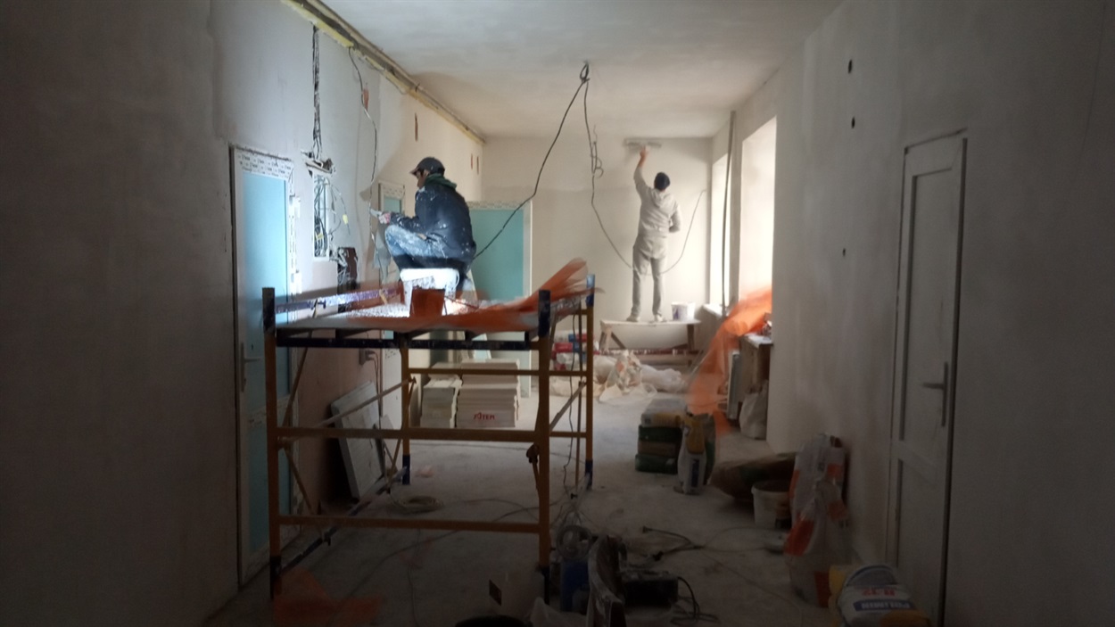 Ремонт в главном корпусе городской больницы Славянска