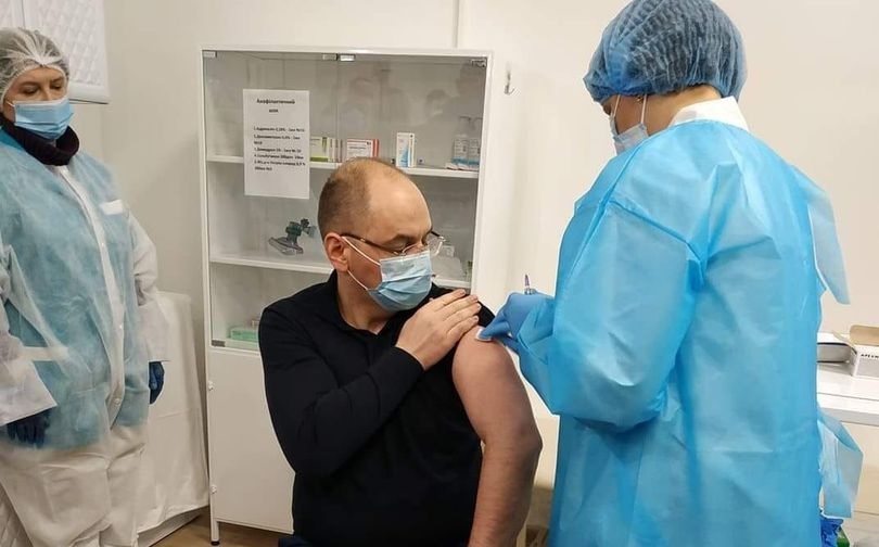 Министр Максим Степанов привился от ковид вакциной CoviShield (Oxford-AstraZeneca)
