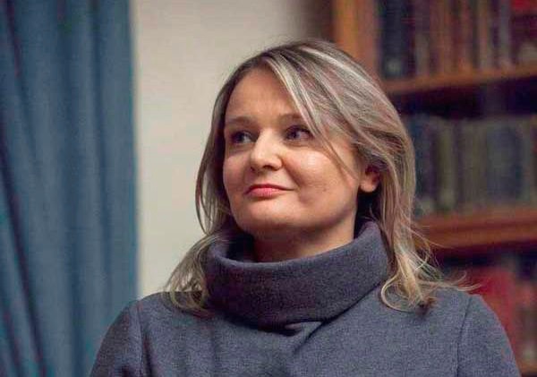 Олена Стяжкіна