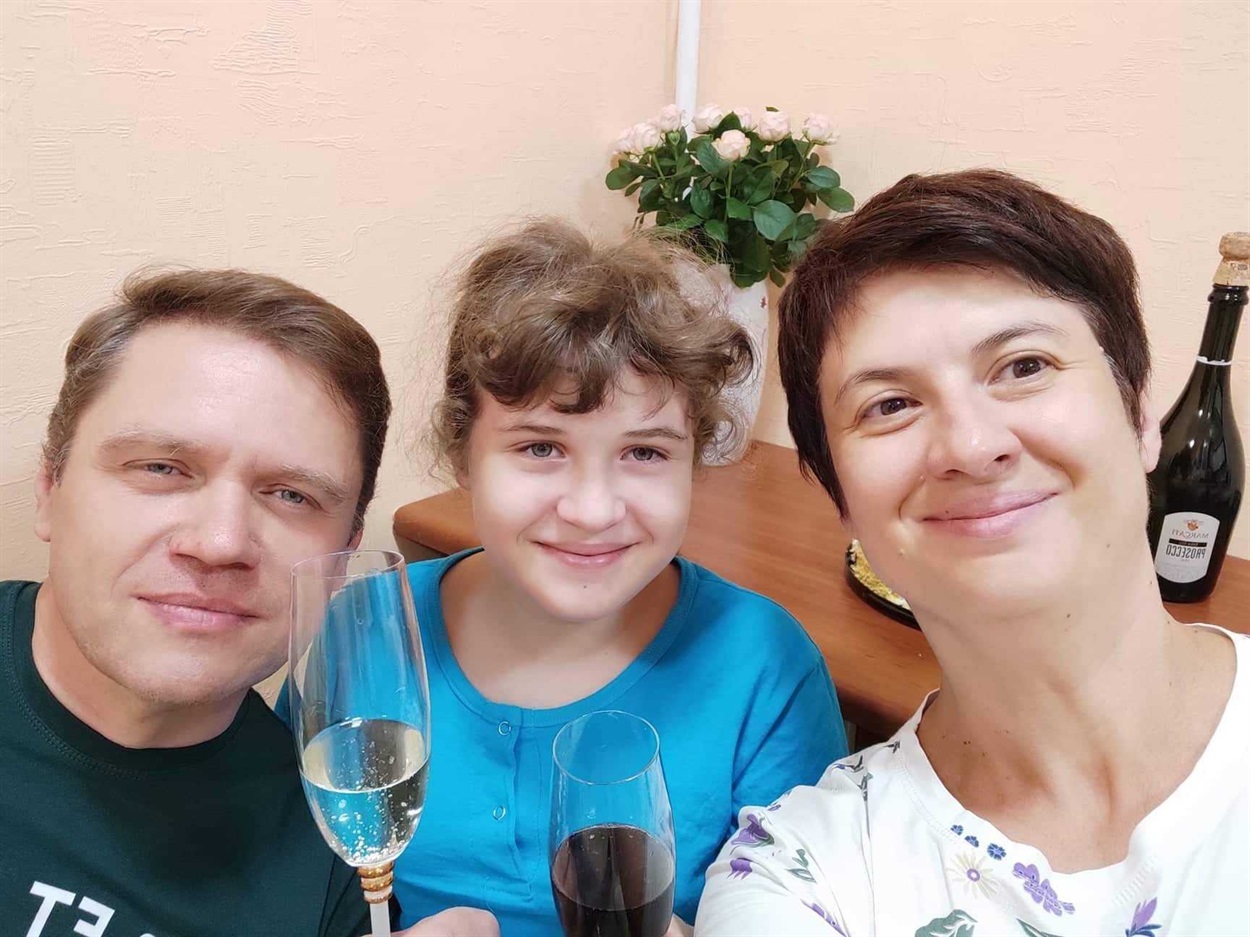 Родина Тетяни у власній квартирі в Києві