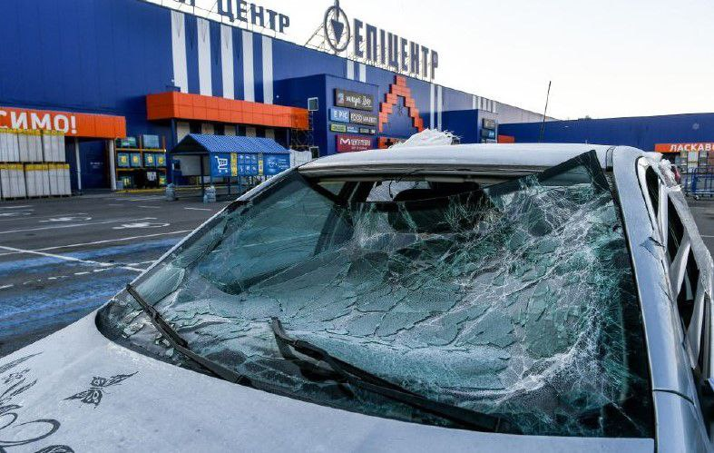 На этом авто жители Мариупоя успешно эвакуировались в Запорожье