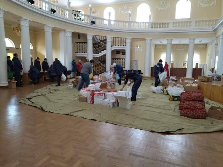 Гуманітарний штаб у театрі, Сєвєродонецьк