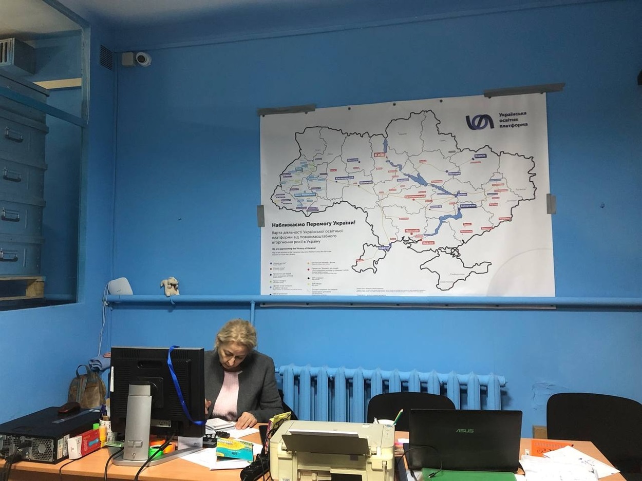 Гуманітарний склад