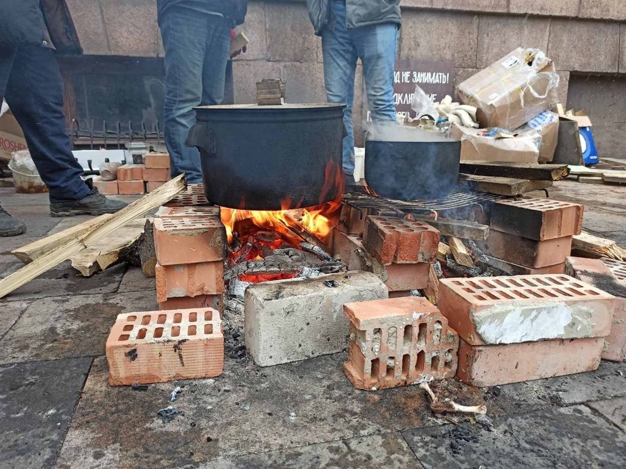 Польова кухня у Маріуполі