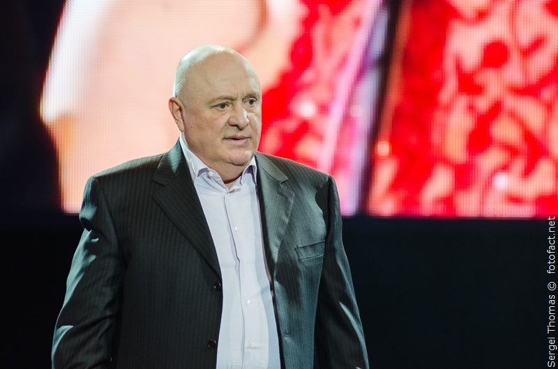 Генадій Узбек 