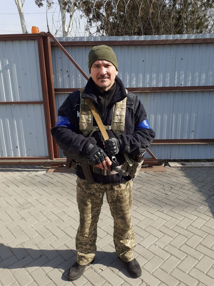 Тільки-но з'являлася можливість, Сергій приїжджав до родини 