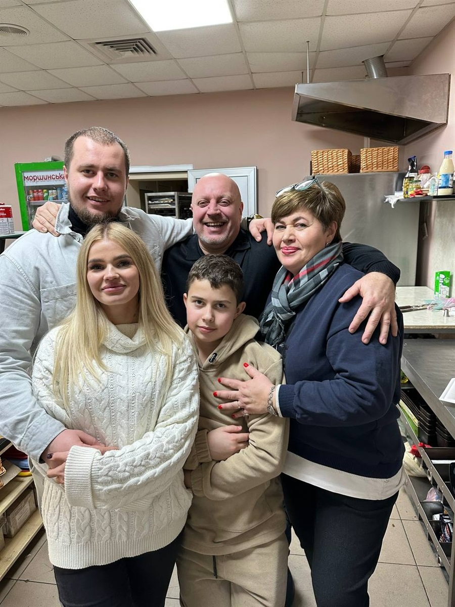 Родина Горбачових релокувала свою пекарню у Дніпро