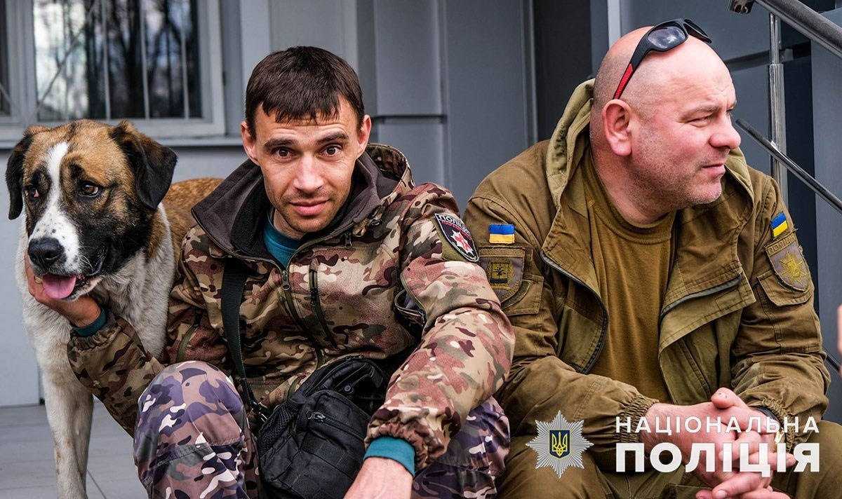 Василь і врятована собака