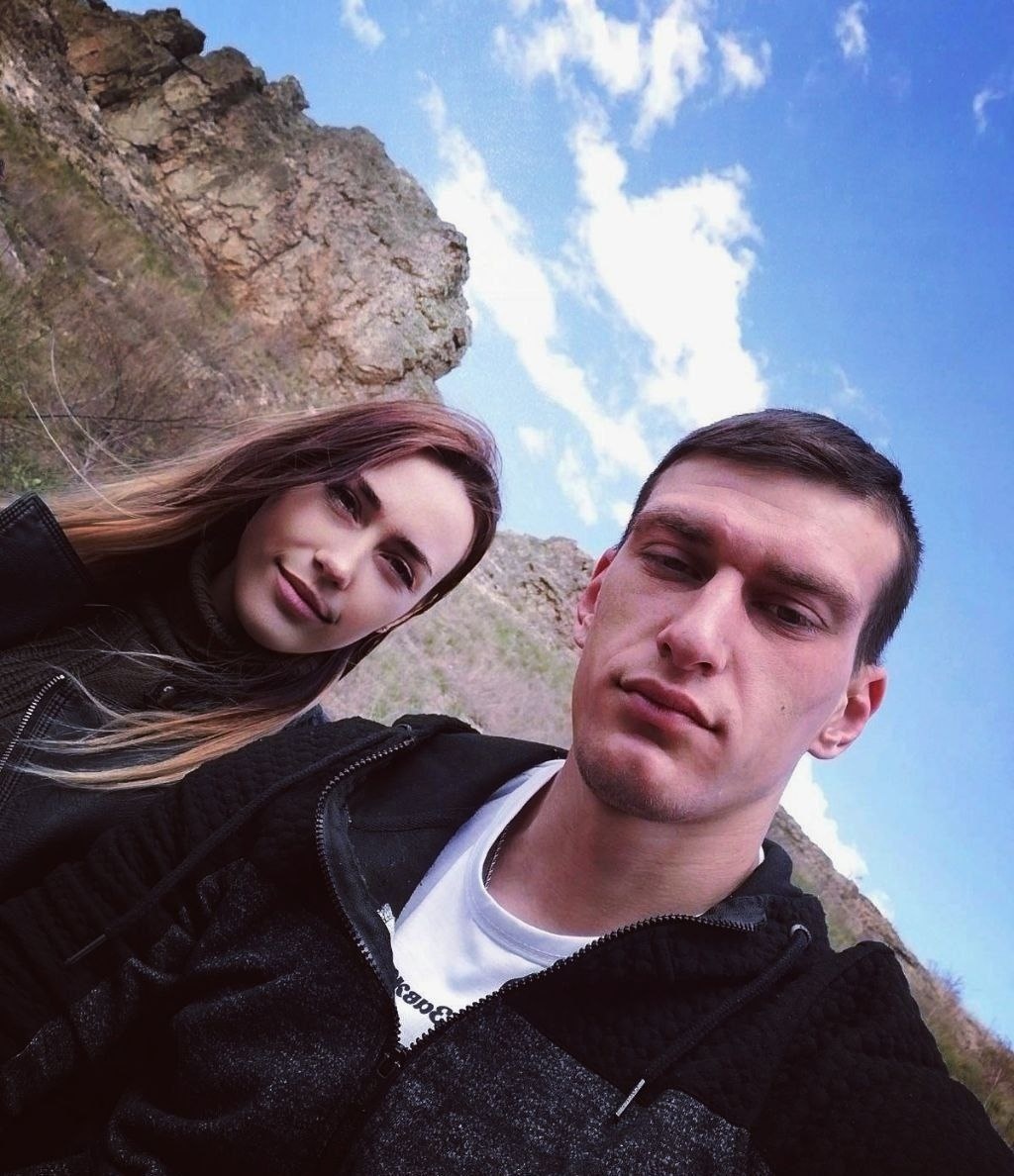 Юлю та Дениса познайомили друзі