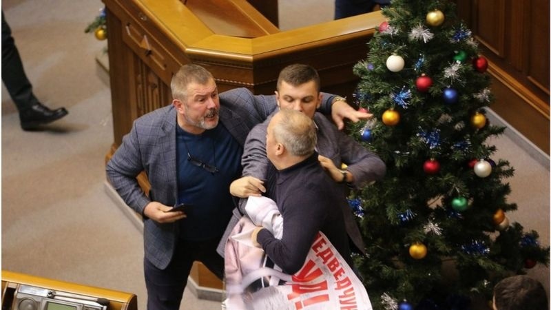 Шуфрич був готовий побитися за плакат