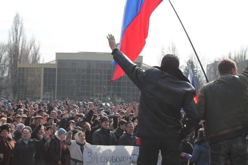 У Бахмуті відбувалися мітинги на підтримку росії, організовані не місцевими