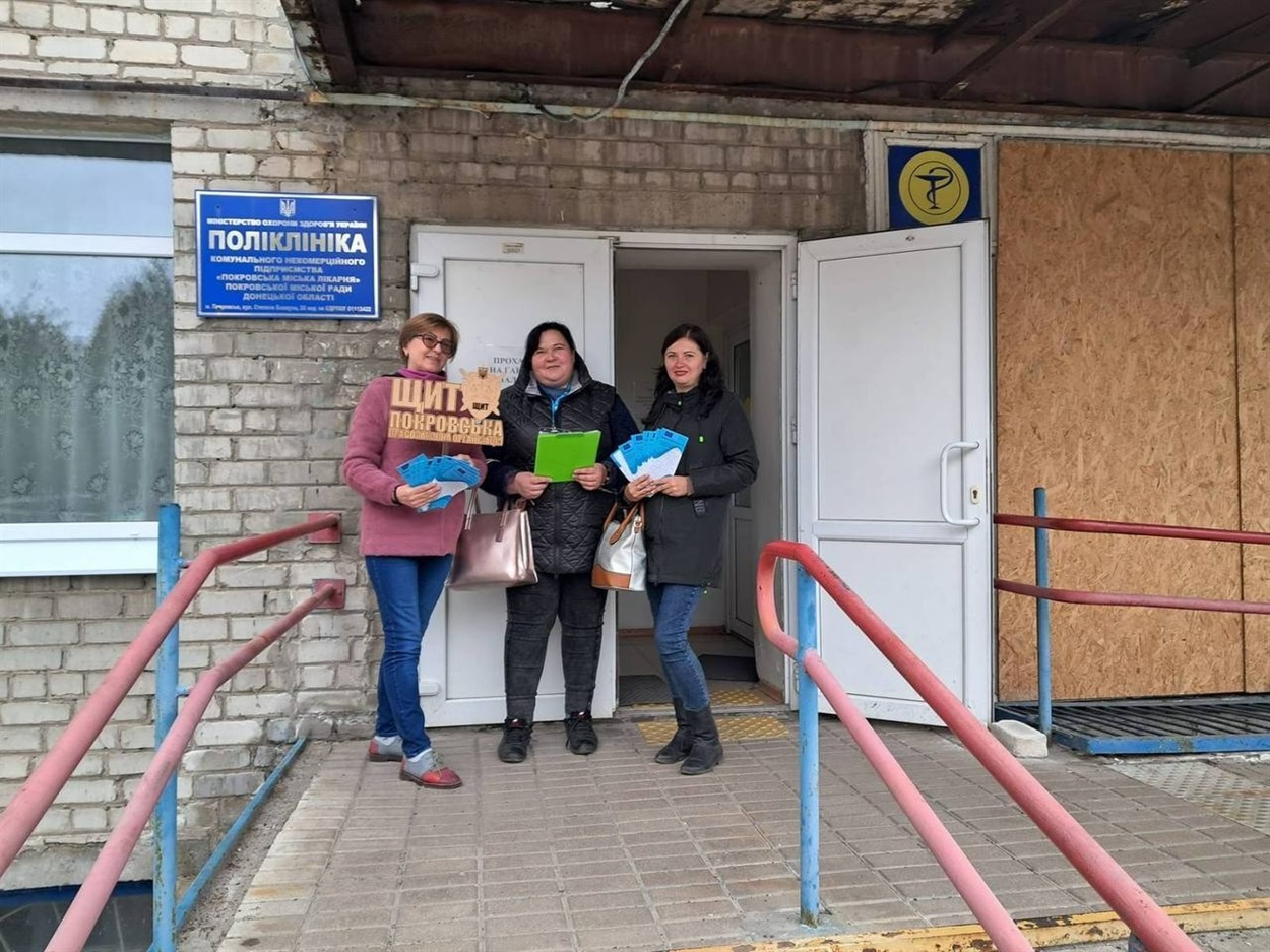 Команда ГО "ППО "ЩИТ" провела візуальний моніторинг комунальних медичних закладів Покровська