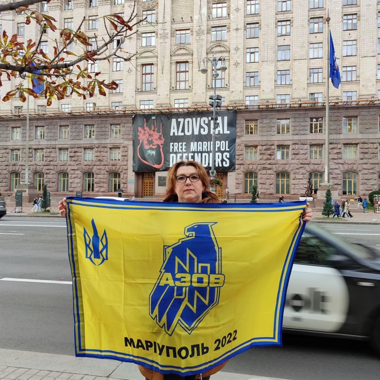 Наталія нині чекає на повернення з полону свого коханого чоловіка