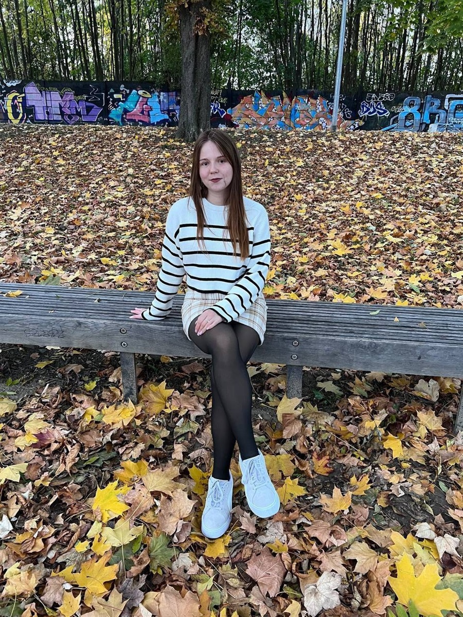 Анна Котова після першої пластичної операції