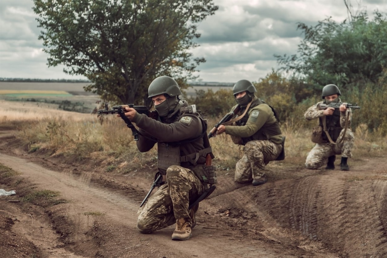 Донецькі прикордонники продовжують захищати країну