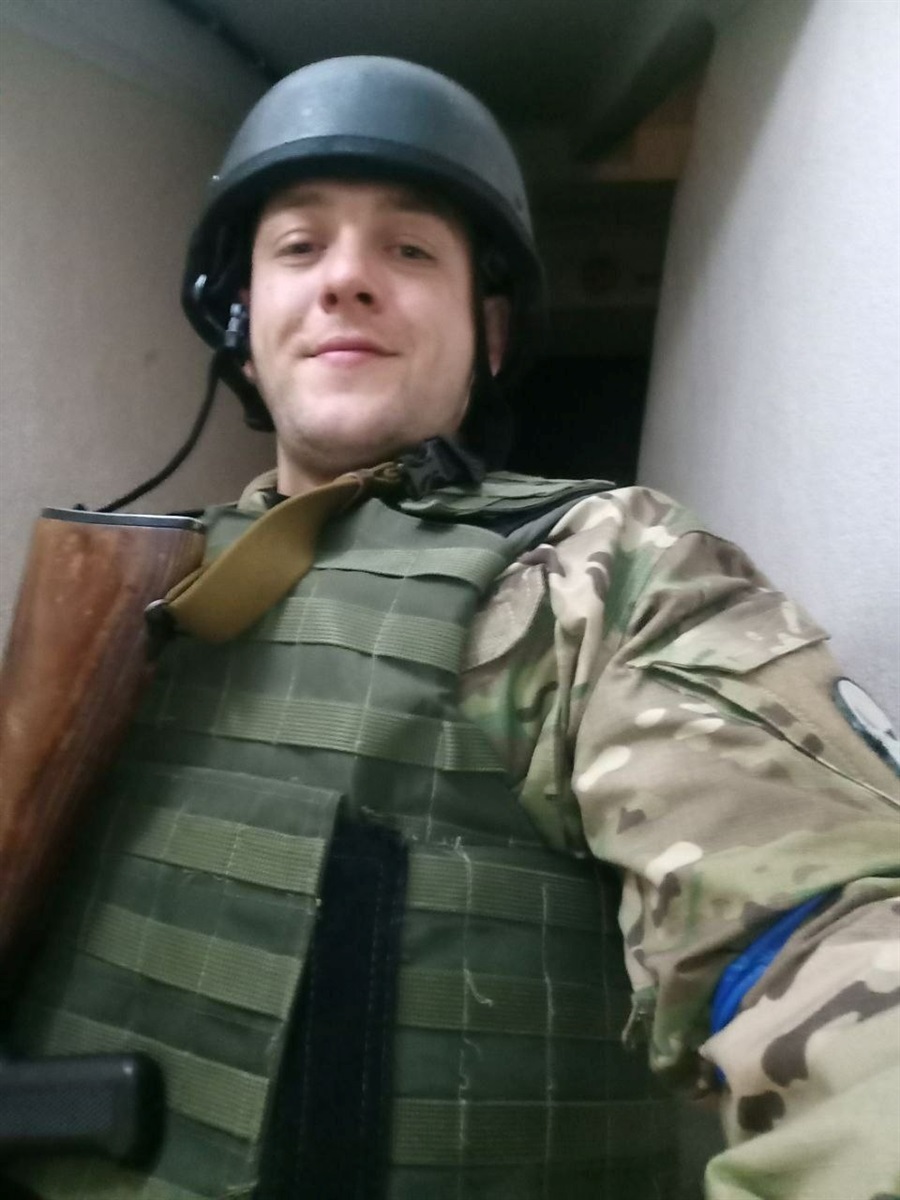 Тарас у Маріуполі на початку повномасштабного вторгнення