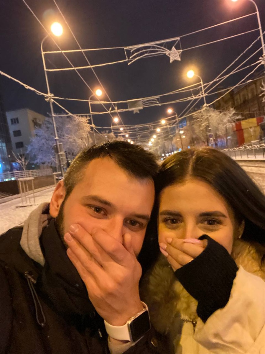 Денис Колосов зі своєю дівчиною 