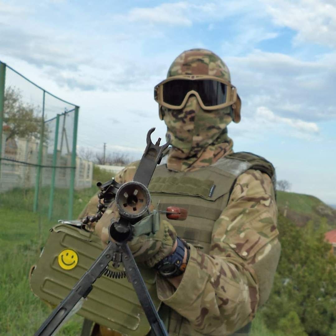 До повномасштабної війни "Ехо" служив в "Азові" розвідником