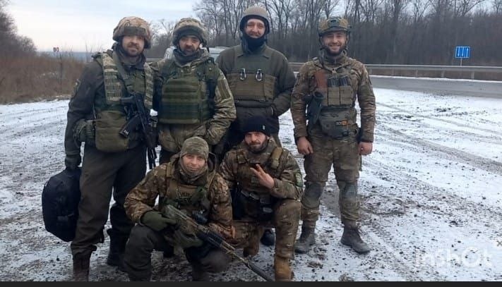 Володимир Сьомін з побратимами