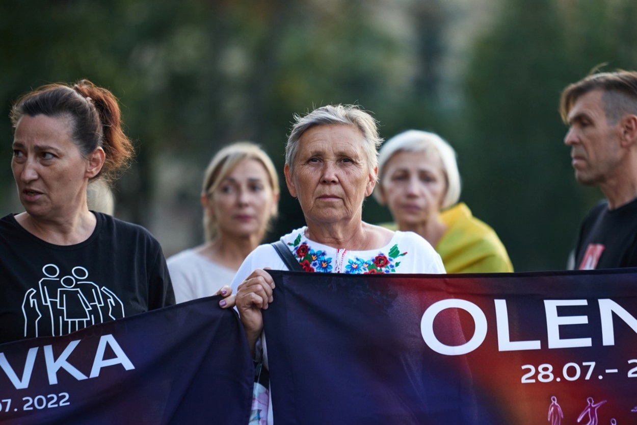 Мама "Ясона" в Києві на перших роковинах в липні 2023