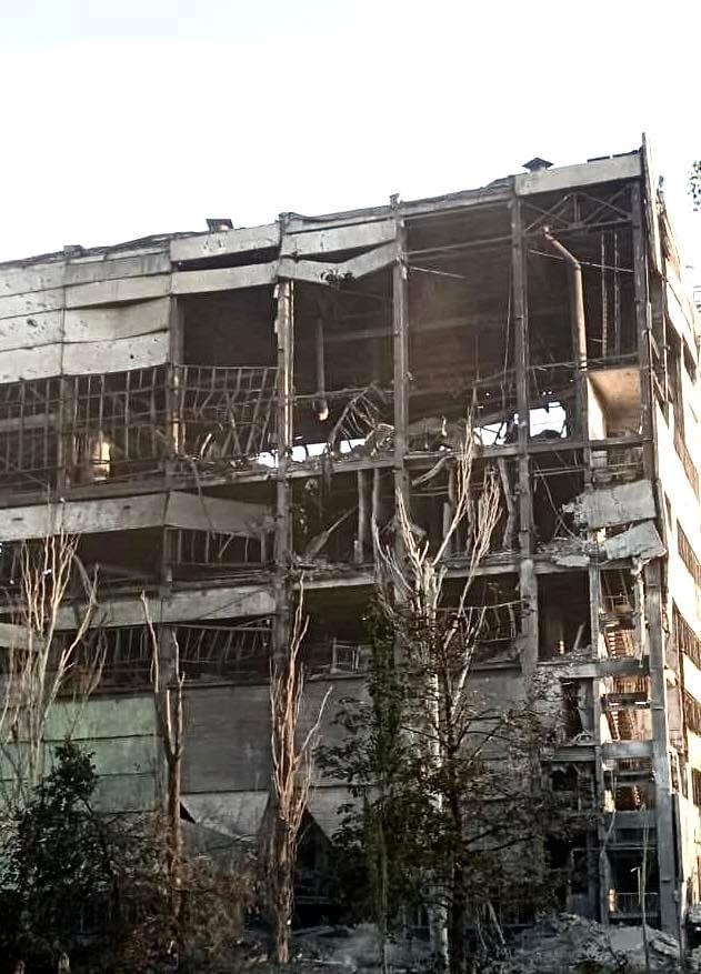 Розбитий поверхневий комплекс шахти